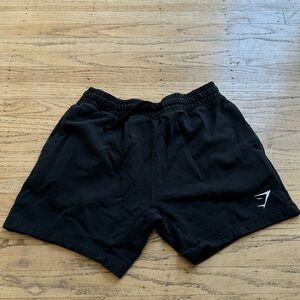 Gymshark- Black Crest 7” Shorts